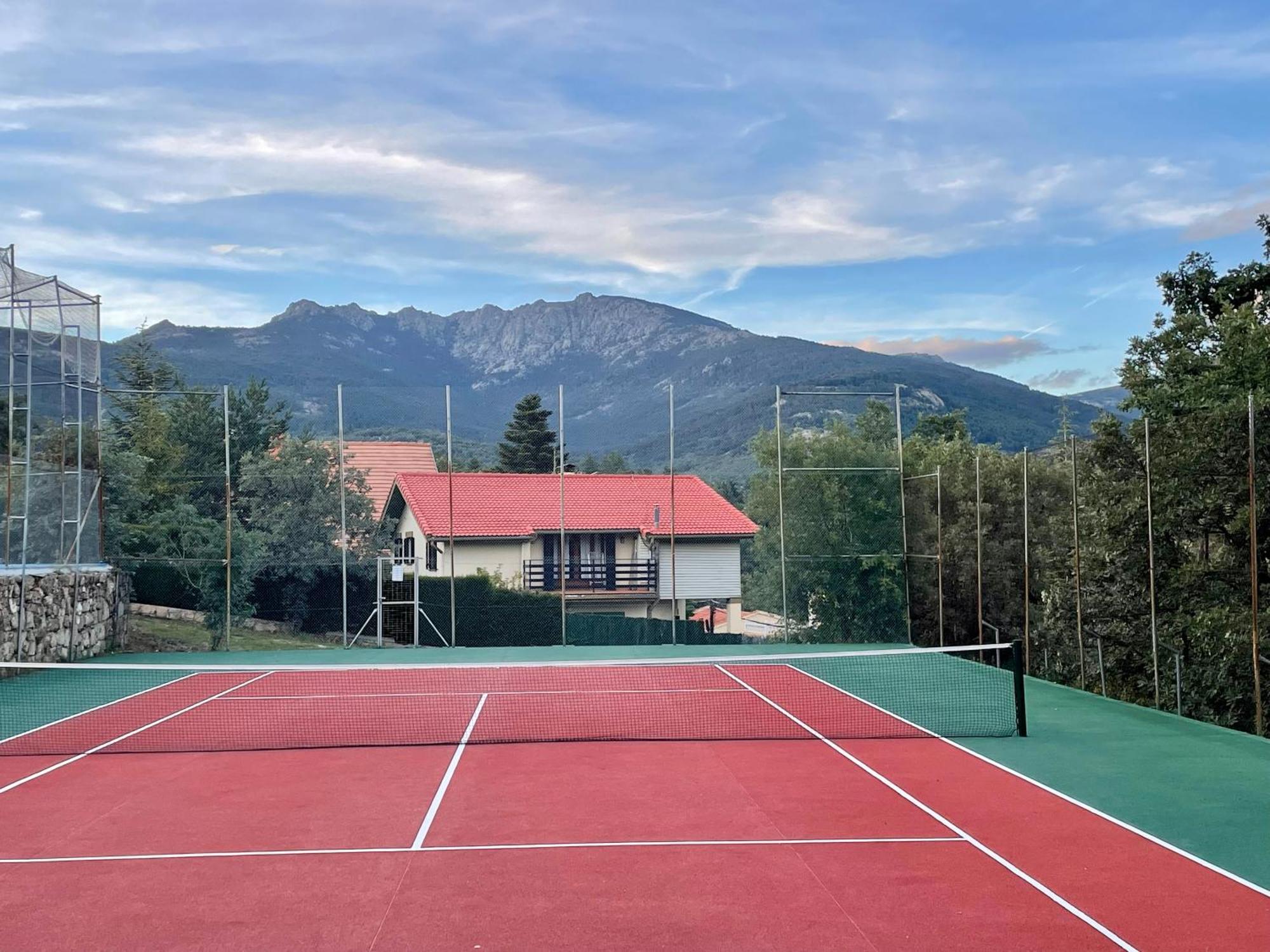 Casa Blanco Βίλα Cercedilla Εξωτερικό φωτογραφία
